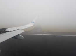 В аэропорту Амстердама из-за тумана отменили десятки рейсов