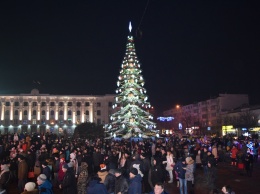 Крымская столица встретила 2017 год массовыми гуляниями на главной площади города