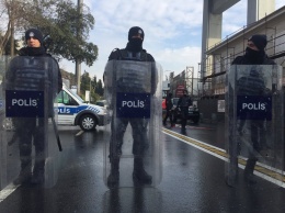 Граждан Украины просят быть осторожными во время путешествий в Турции