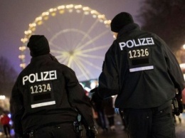 Безопасность берлинцев в новогоднюю ночь обеспечили тысячи полицейских
