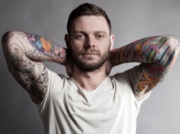 Ученые: мужчины с татуировками чаще изменяют