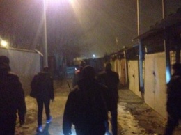 Ночью в Николаеве банда из 4 человек разобрали на запчасти автомобиль