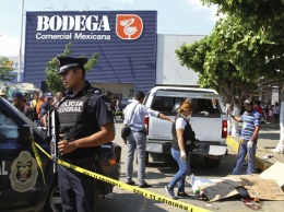 В Мексике неизвестные открыли стрельбу на рынке: Шесть человек погибли