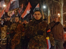 Украинские неонацисты начали травлю офицера «Беркута», пославшего «правосеков» в Одессе