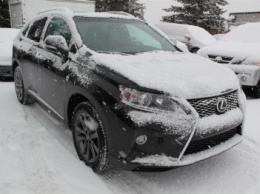 Крымские спасатели вытащили из снега Lexus и две Toyota