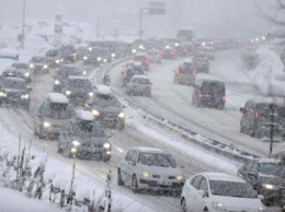 В случае усиления снегопада в Киев ограничат въезд крупногабаритного транспорта