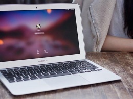 IHS: Apple сократит объем заказов дисплеев для ноутбуков в 2017 году