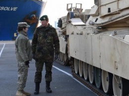 Европа ждет американскую технику и военных для операции Resolve