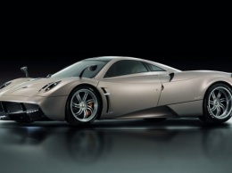 Pagani опубликовала дебютные снимки родстера Huayra