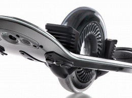 Jyro представила электрифицированный одноколесный скейтборд