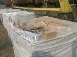 СБУ: в Ужгороде выявлен вагон с контрабандными сигаретами