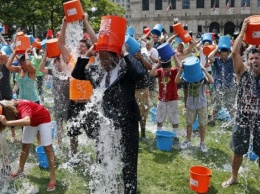 Организаторы флешмоба «Ice Bucket Challenge» отчитались за собранные деньги
