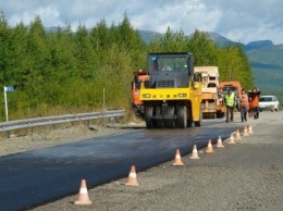 Медведев выделит 4,5 млрд рублей на строительство новых дорог