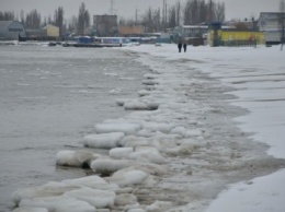 Море в Одесском заливе не успело замерзнуть (ФОТО)