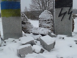Подрыв польского мемориала на Западной Украине: Расследование ведут боевики АТО
