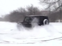 В присутствии одесских «копов» дрифтовали наглецы на Mercedes (ВИДЕО)