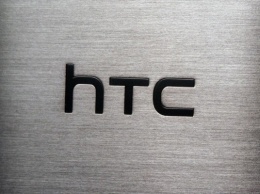 HTC собирается выпустить смартфон с двумя дисплеями