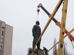 Памятник Ленину продадут ради постамента погибшим воинам