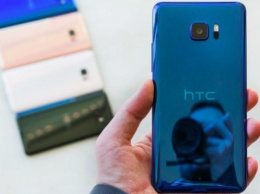 Насколько огромен HTC U Ultra?