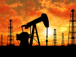 В пятницу цены на нефть демонстрируют слабую динамику роста