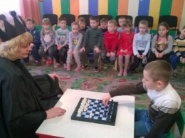 В детском саду "Пролесок" состоялся шахматно-шашечный конкурс "Совенятко"