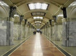 В Санкт-Петербурге 18-летняя абитуриентка пропала в метро