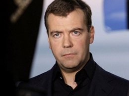 Медведев: Россия выступает за территориальную целостность Украины, но без Крыма