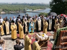 В Киеве прошел молебен за исцеление жителей Донбасса