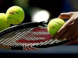 Двое теннисистов получили дисквалификации за ставки