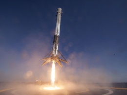 SpaceX построит две дополнительные взлетно-посадочные платформы