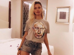 Фотография Виктории Бони в футболке с Путиным спровоцировала скандал