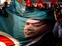 Полномочия для Эрдогана: референдум хотят провести до 17 апреля