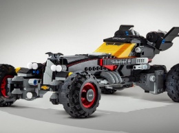 Chevrolet представили полноразмерный Batmobile из Lego