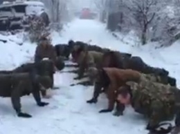 В украинских соцсетях запустили "военный" флешмоб, участвуют даже бойцы АТО: появилось видео