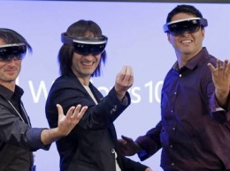 Microsoft предлагает управлять HoloLens при помощи взгляда