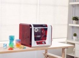 XYZprinting продемонстрировала на CES 2017 новые 3D-принтеры, 3D-ручку и камеру для «закаливания» фотополимерных изделий
