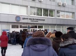 В полтавской налоговой - огромные очереди (фото)