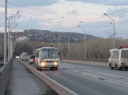 В Новокузнецке кондуктор высадила из автобуса потерявшую сознание 16-летнюю девушку