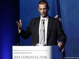 Президент УЕФА не видит причин для переноса ЧМ-2018 из России
