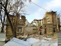 Полная жесть: в Одессе бомж без штанов обокрал Масонский дом (ФОТО)