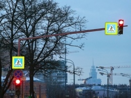 В Москве установили светофоры с экспериментальной подсветкой