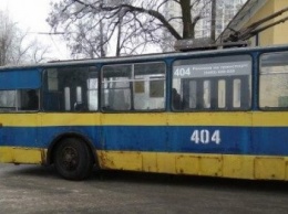ФК «Десна» ракрасит в свои цвета два черниговских троллейбуса