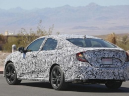 Honda вывела на тесты седан Civic нового поколения
