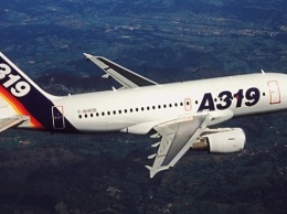 Самолет А319 совершил экстренную посадку в аэропорту Владивостока