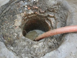 В Черкасской области в канализационной выгребной яме утонули два человека