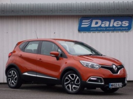 Новый Renault Captur в кузове Renault Clio заметили на тестах в Европе