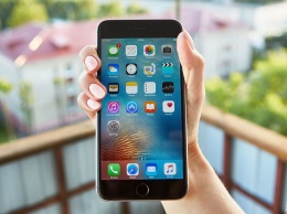 Цена iPhone 7 в России впервые опустилась до психологической отметки