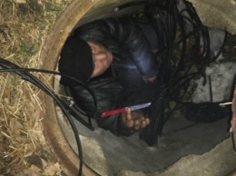 Задержан похититель кабеля, который оставил жителей Фонтана без интернета