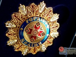 Двое начальников КП получили орден «Гордость страны»