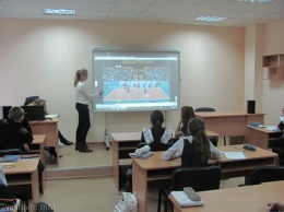 Киевские школы получили интерактивные технологии для обучения